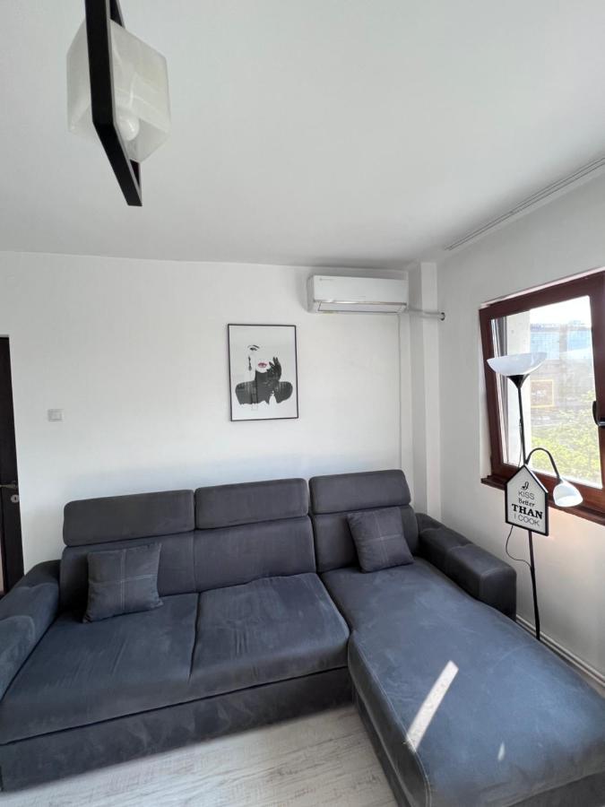 3 Rooms Apartment Palace View Iasi Ngoại thất bức ảnh